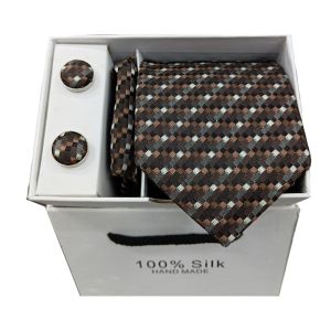 Gravata Xadrez, Castanho