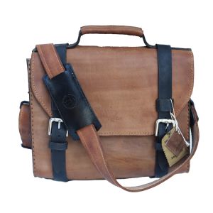 Pasta de Couro Tira Colo Arthur Cesáru