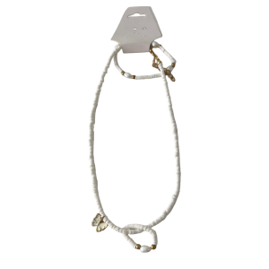 Colar pulseira e anel branco dourado